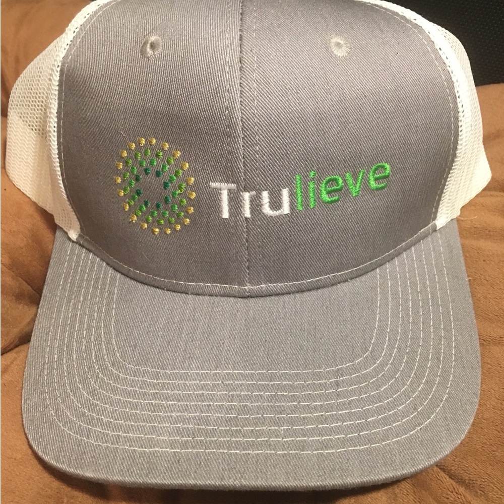 BRAND NEW TRULIEVE TRUCKER CAP